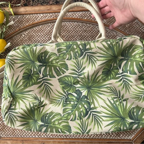 Dress Barn Canvas Leaf Print Mini Duffle Bag - Picture 2 of 4